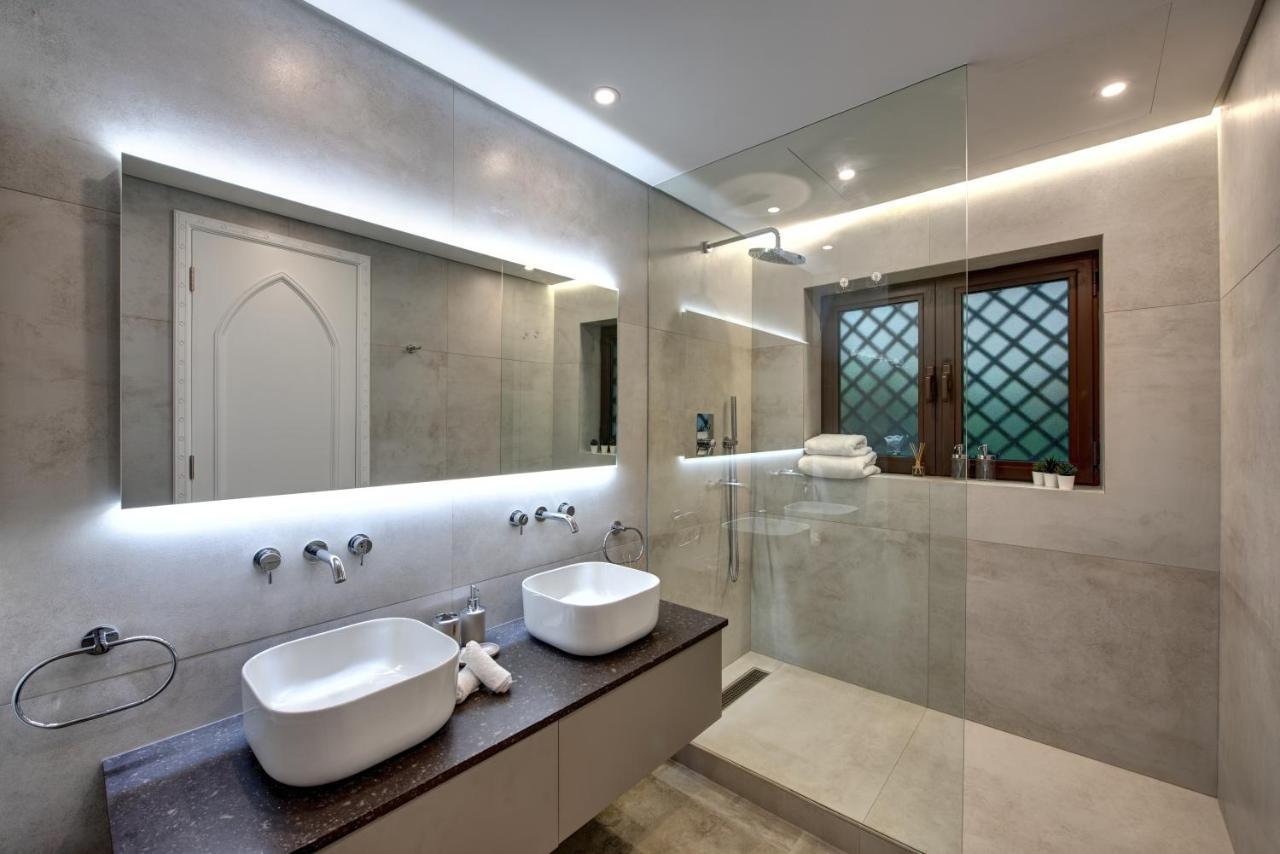 Durrani Homes - Arabian Luxury At Souk Al Bahar Besides Burj Khalifa & Dubai Mall מראה חיצוני תמונה